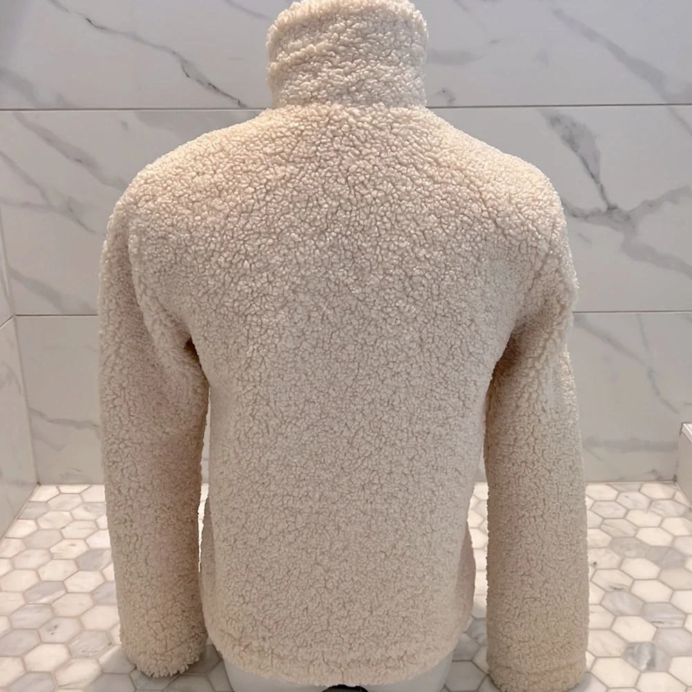 Forever 21 Cream Sherpa Jacket Girl’s Size 13/14